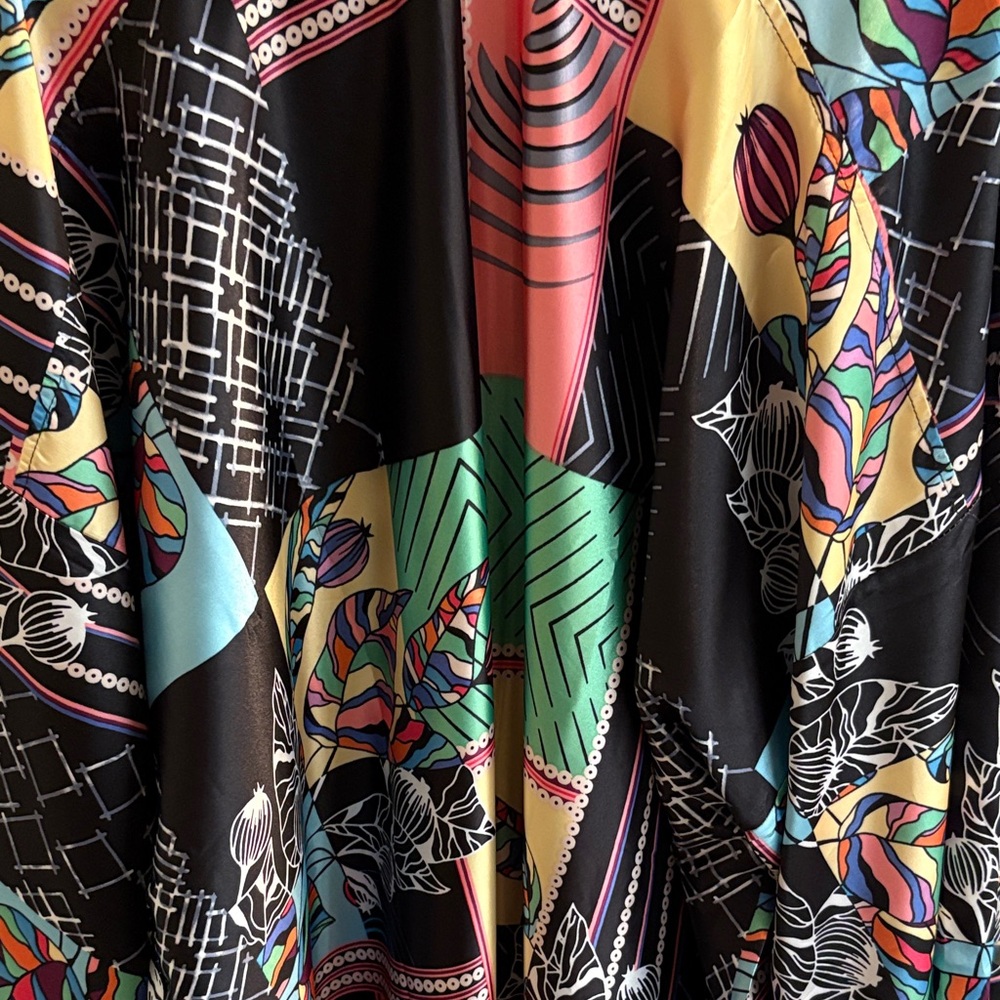 Colorful Geometric Kimono Robe - Picture 3 of 3